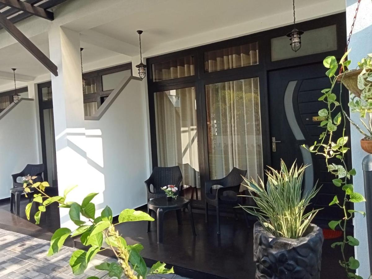 Katunayaka Airport Faith Hotel מראה חיצוני תמונה