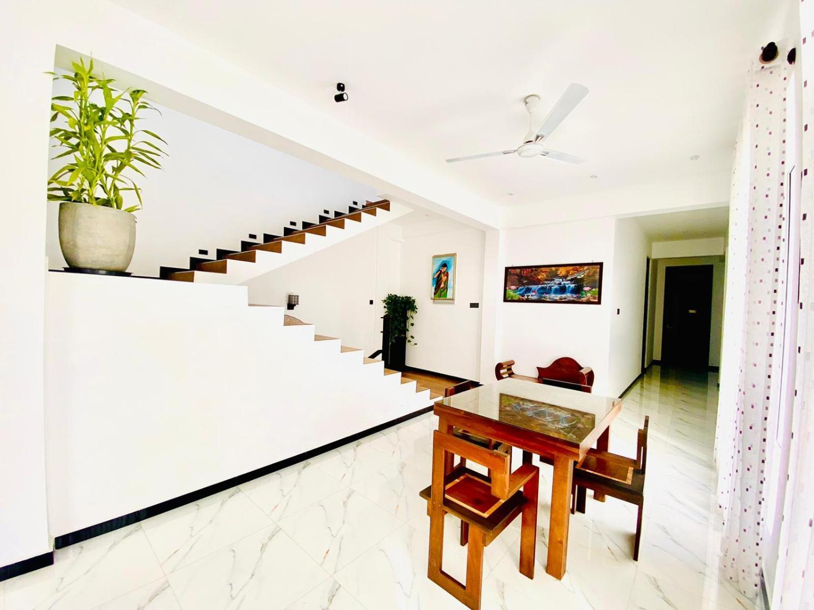 Katunayaka Airport Faith Hotel מראה חיצוני תמונה