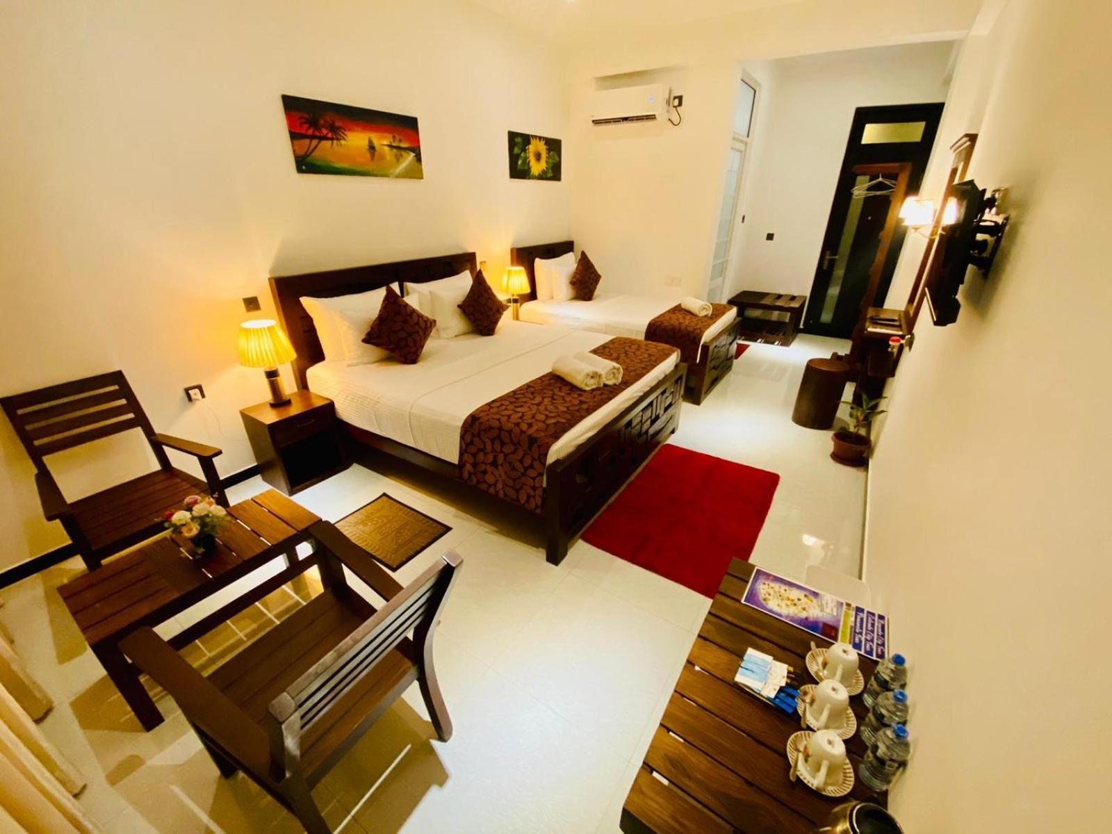 Katunayaka Airport Faith Hotel מראה חיצוני תמונה